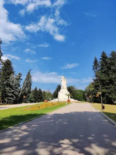 Централен вход Морска градина