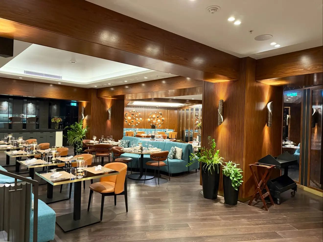 ADOR Restaurant