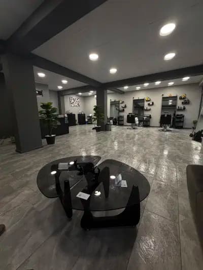 Cactus Barbershop | Бръснарски салон | Мъжко подстригване | Оформяне на брада гр. Ямбол