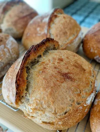 Пекарна за ръчен хляб с квас. Bakery "Моят Хляб"
