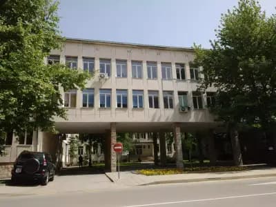 ДКЦ-Медицински Център, Поликлиника И Бърза Помощ