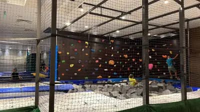 Трамплин парк "Play on Jump"