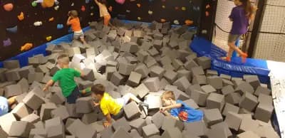 Трамплин парк "Play on Jump"