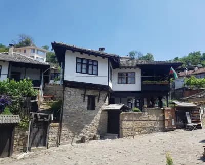 Квартал ВАРОША
