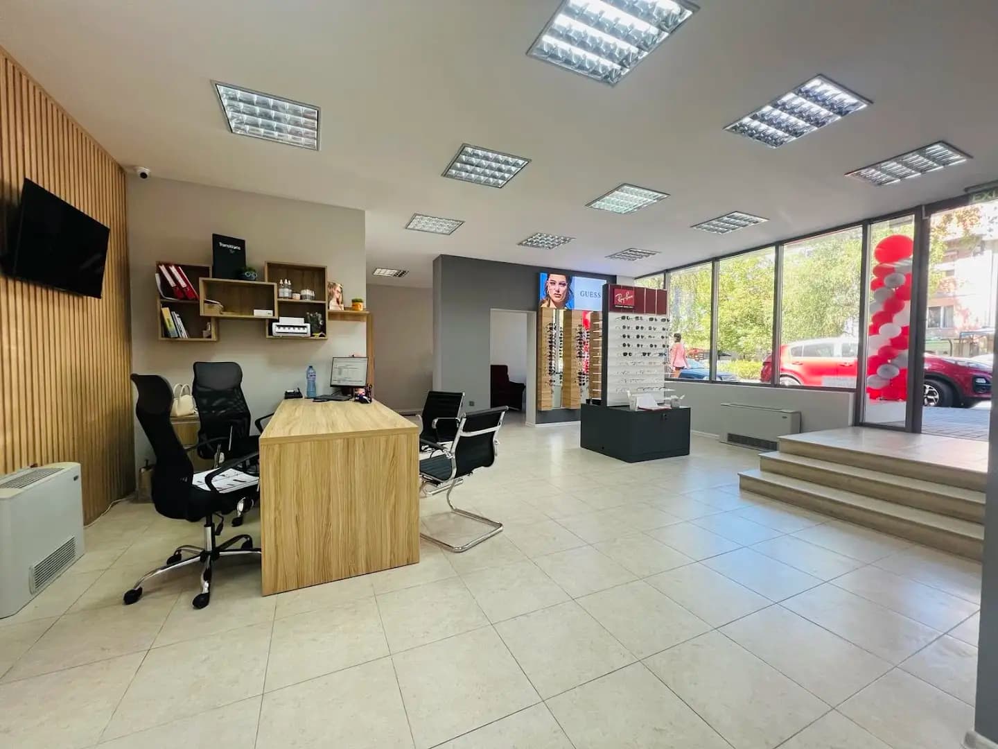 Очен център OpticStore - Никола Габровски