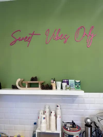 D'Elliecious Cake Shop Bansko, Сладкарница delicious Банско
