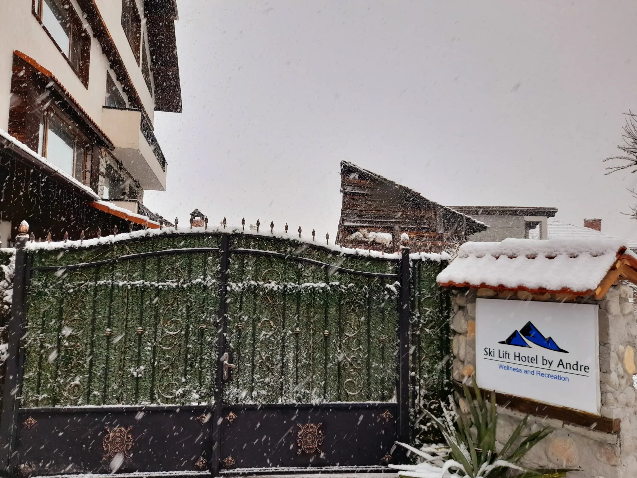 Family hotel Ski Lift Hotel