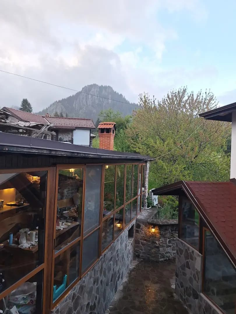Вила Хармония - Смолянски Езера / Villa Harmonia - Smolyan Lakes