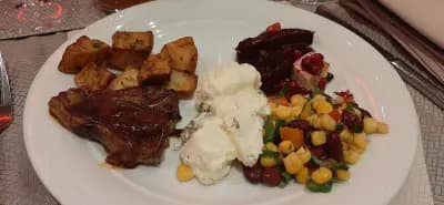 A Priori Restaurant & Garden