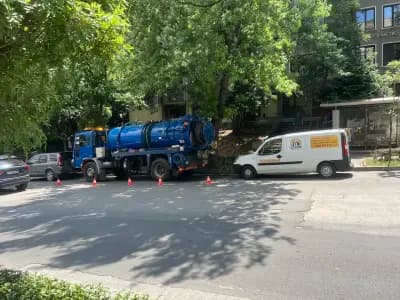Отпушване на канали и източване на септични ями