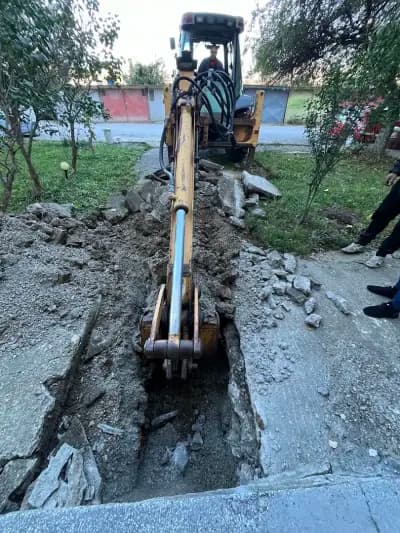 Отпушване на канали и източване на септични ями
