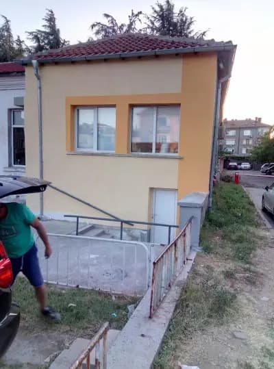 Народно Читалище "Възродена Искра - 2000"