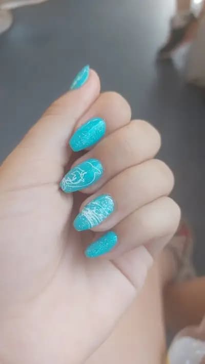Салон УЛИ "ULI NAILS"