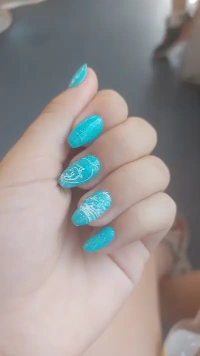 Салон УЛИ "ULI NAILS"