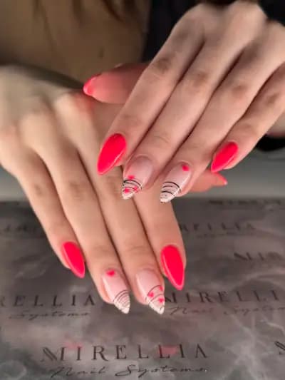 Black and white nail studio