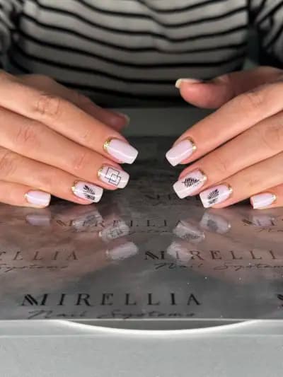 Black and white nail studio