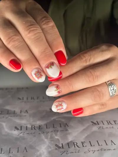 Black and white nail studio
