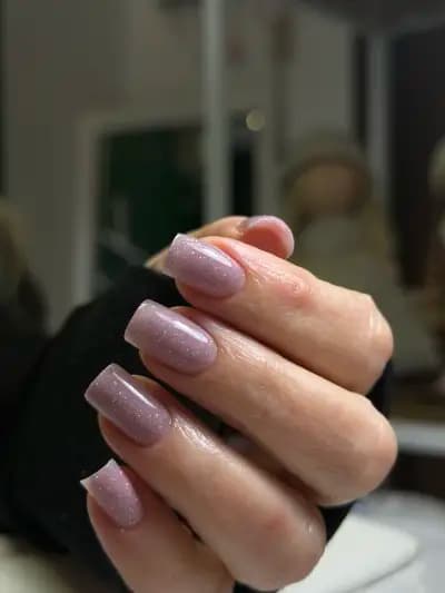 Studio Zlatova nails