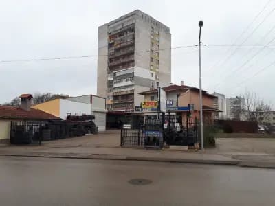 ЗЛАТОДАРА 53 ЕООД | Магазин за гуми в Добрич