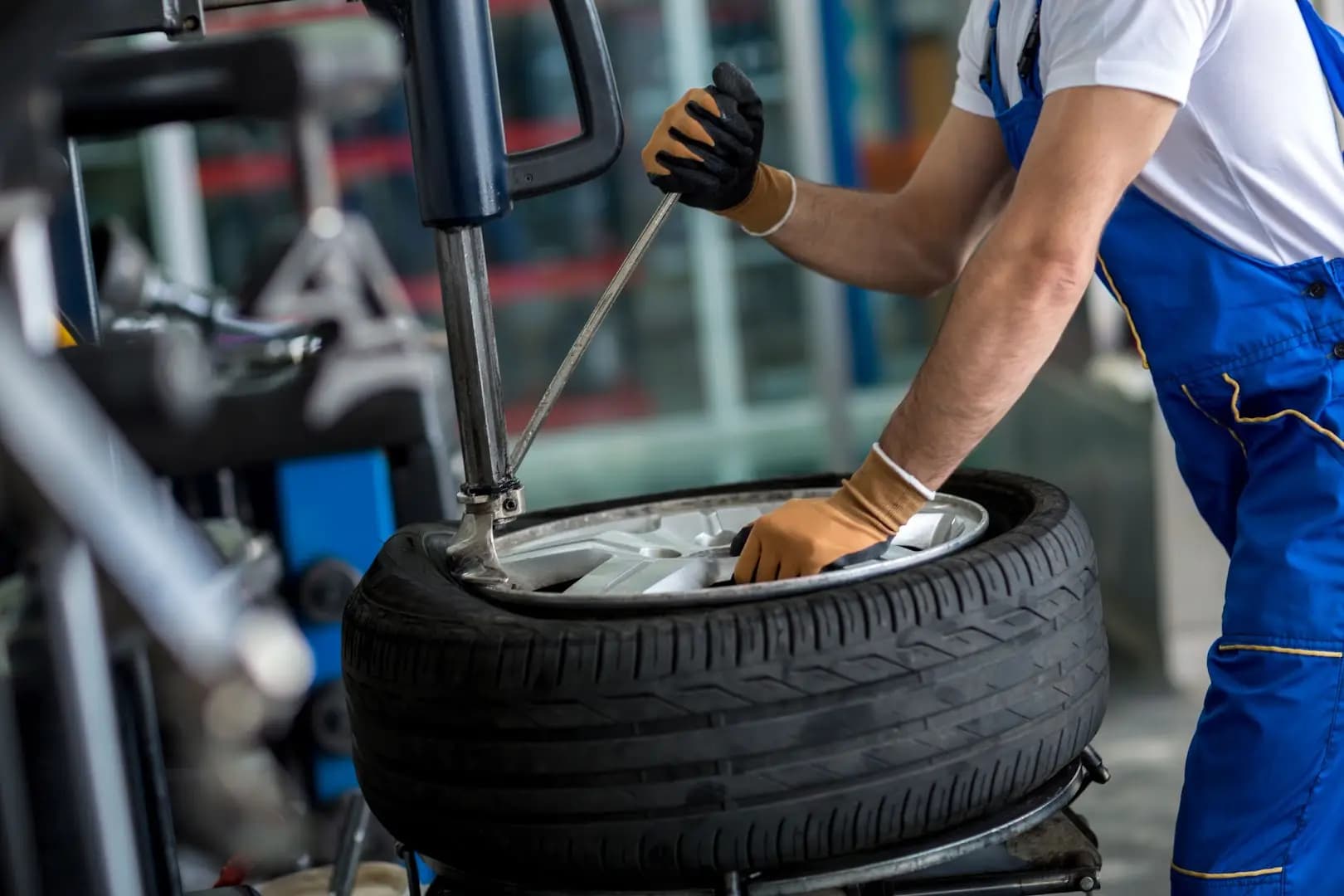 Мобилен Сервиз за гуми - Tire Service 24/7