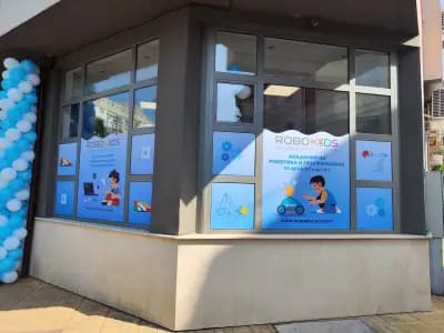 ROBO KIDS Враца - академия за деца по роботика и програмиране