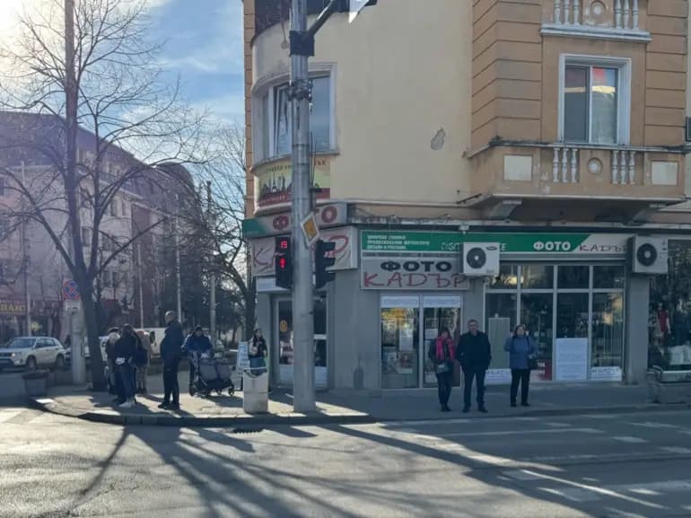 фото Кадър