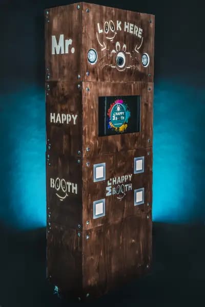 Mr. Happy Booth