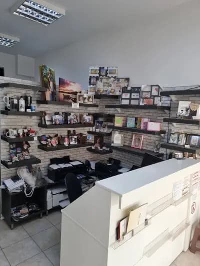 IQ studio