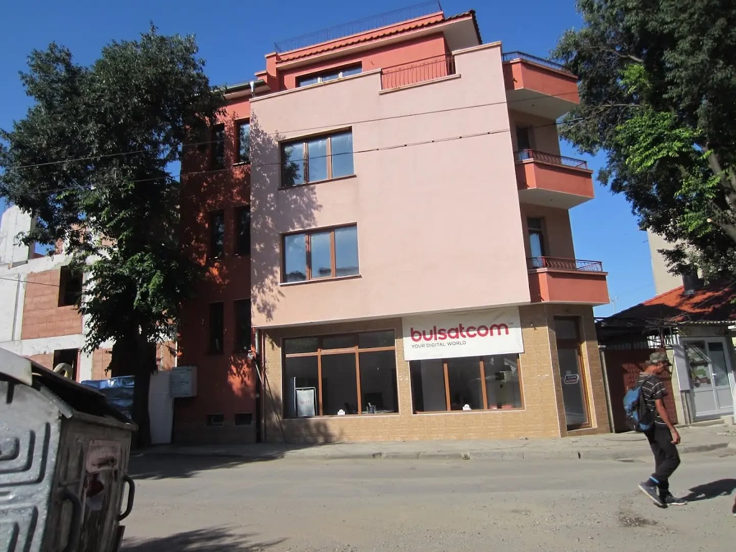 Max Shop Second Hand