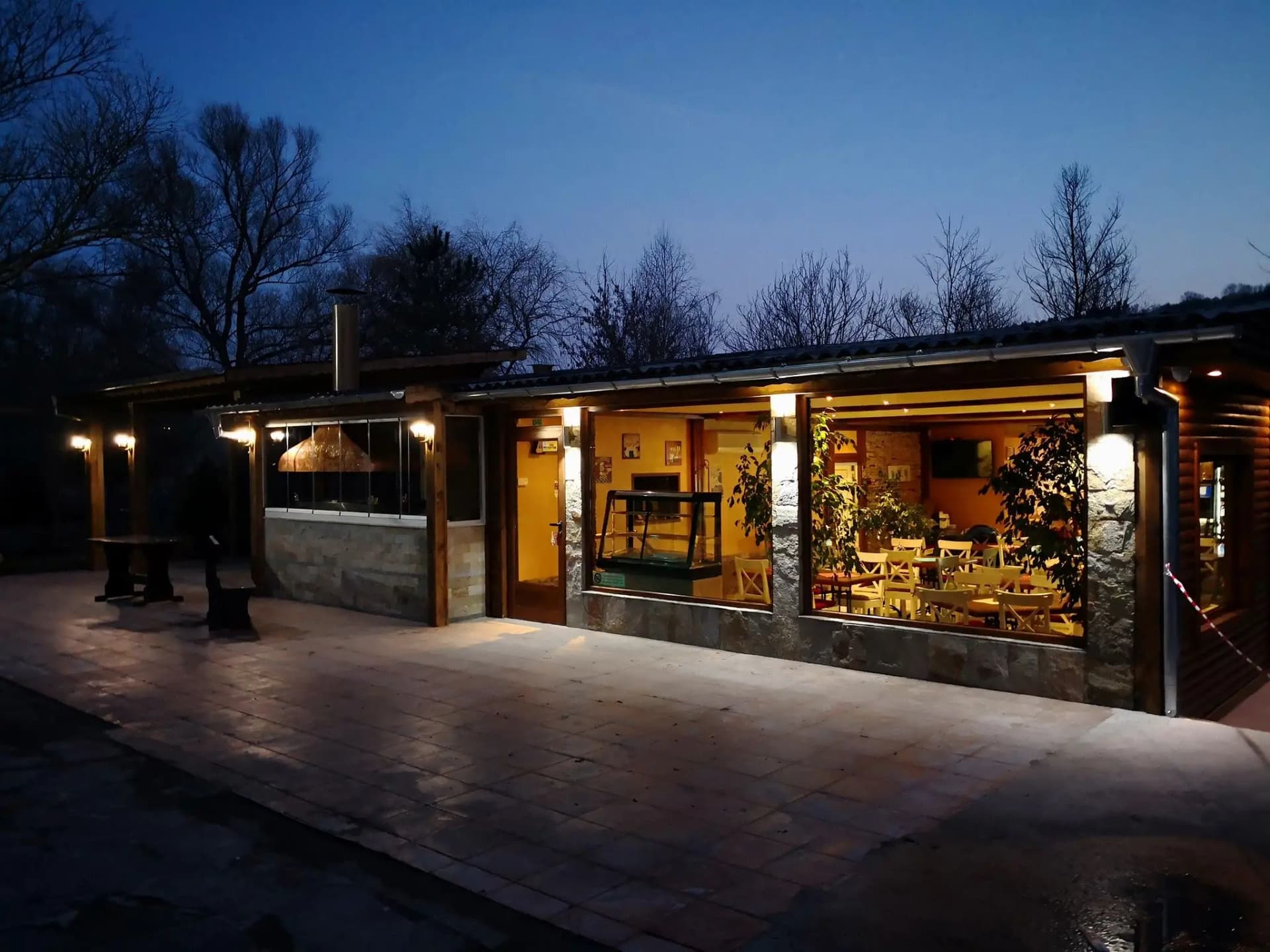 ELITE BBQ&BISTRO