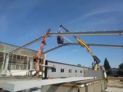 Камион с кран