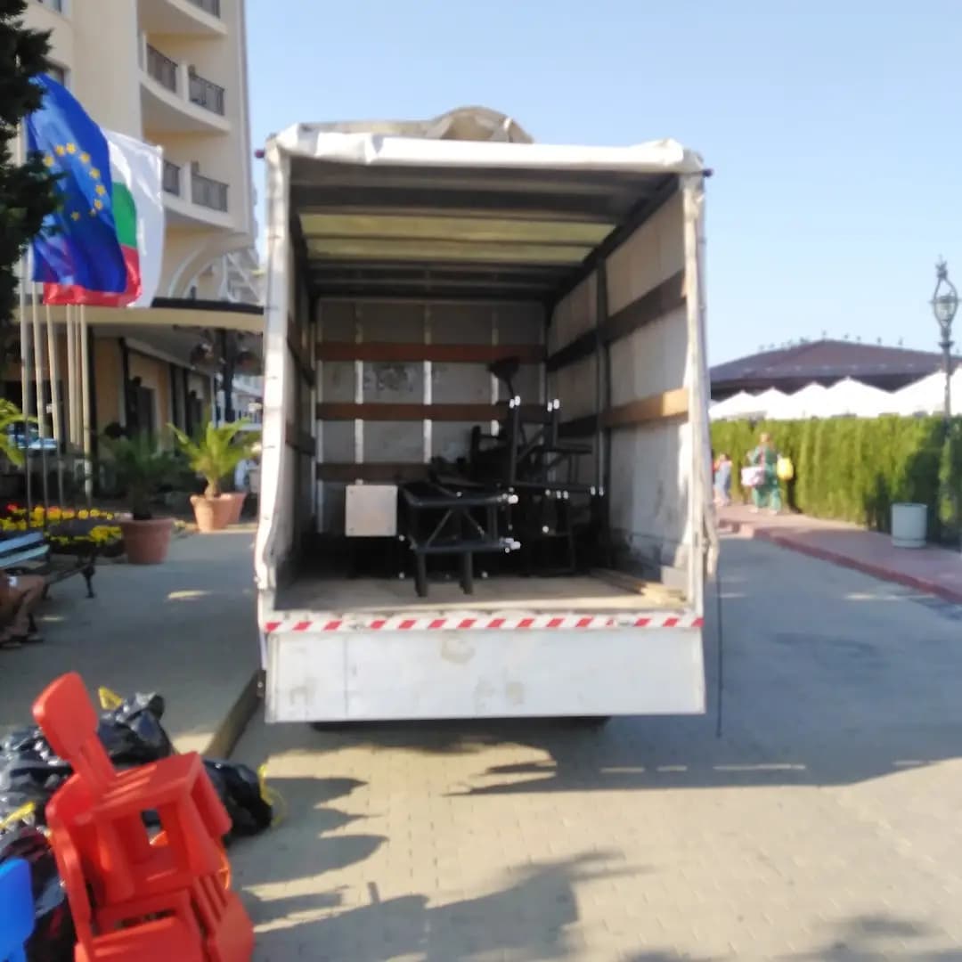 ТРАНСПОРТНИ УСЛУГИ ЗА ВАРНА И СТРАНАТА
