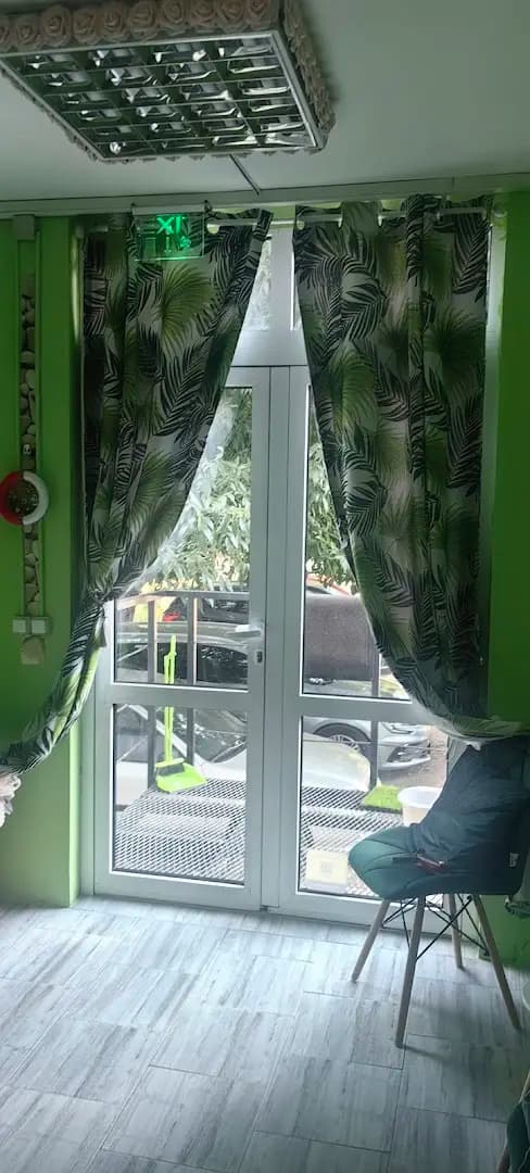 ARIEL BEAUTY STUDIO | Дамско подстригване, Екстеншъни, Маникюр, Козметик София Люлин