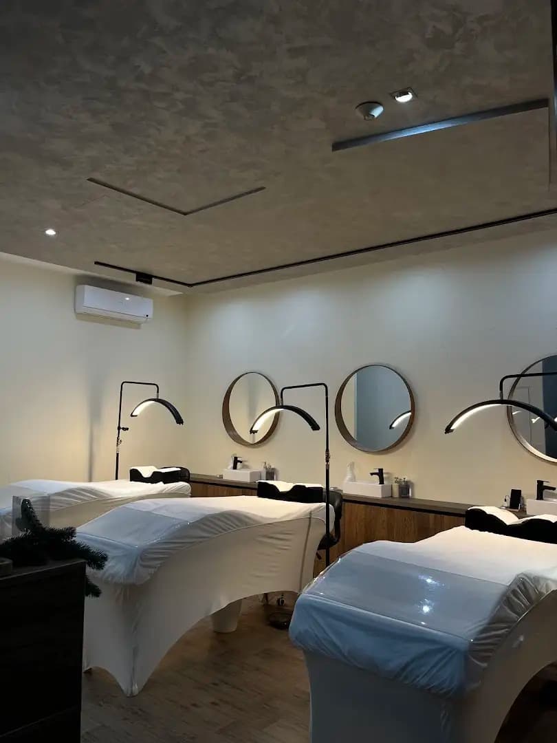 Criteria Pro Lash Studio
