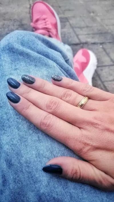 Nail Bar Paradise