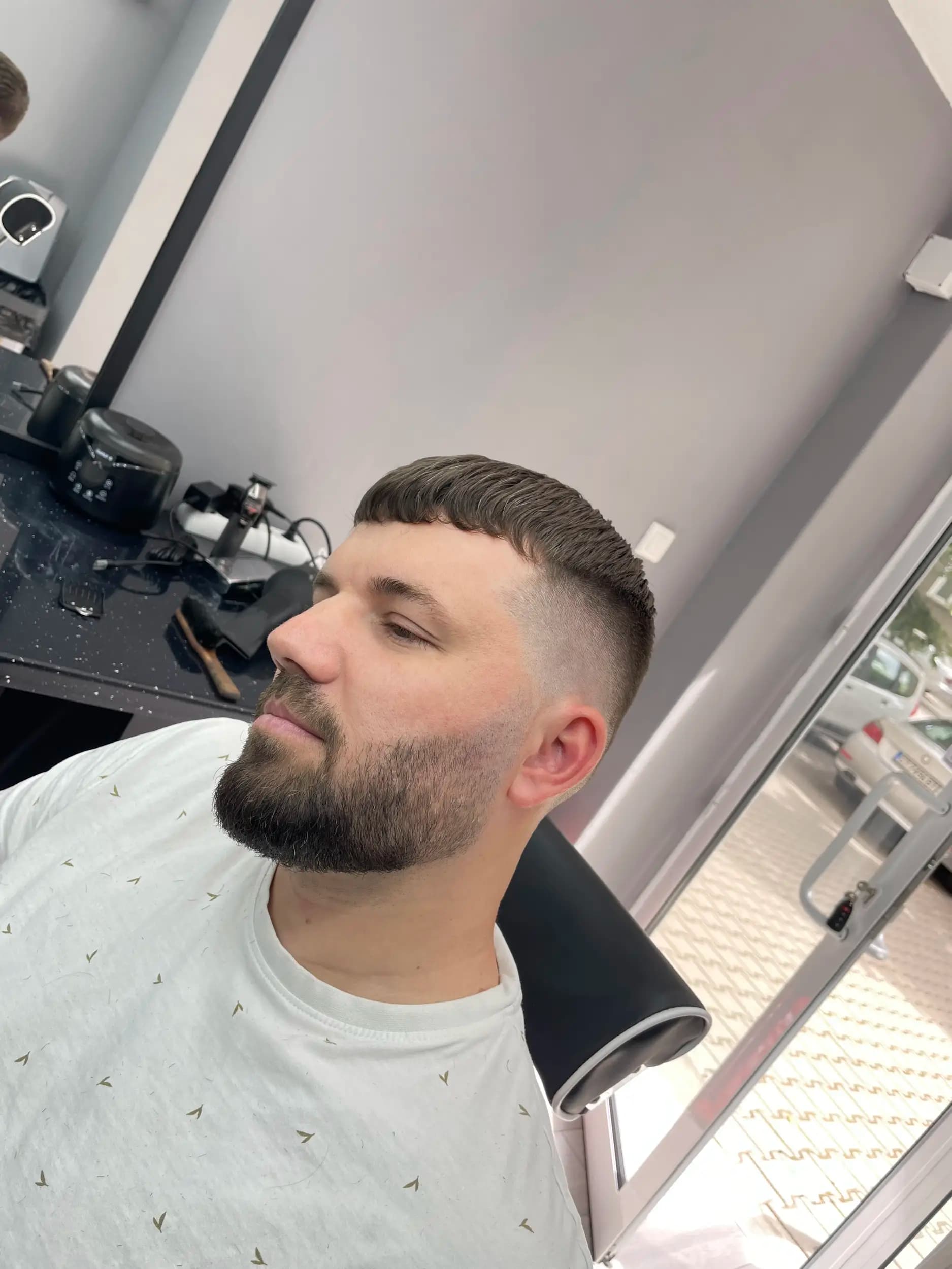 BARBERSHOP 17