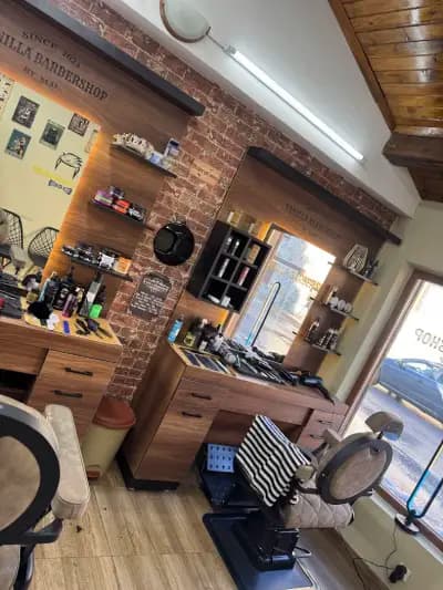 Vanilla BarberShop | Бръснарница Банско | Мъжко и Дамско подстригване | Боядисване | Оформяне на брада