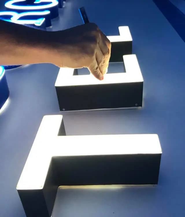 PIXEL