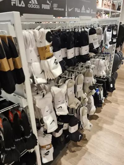 DEICHMANN