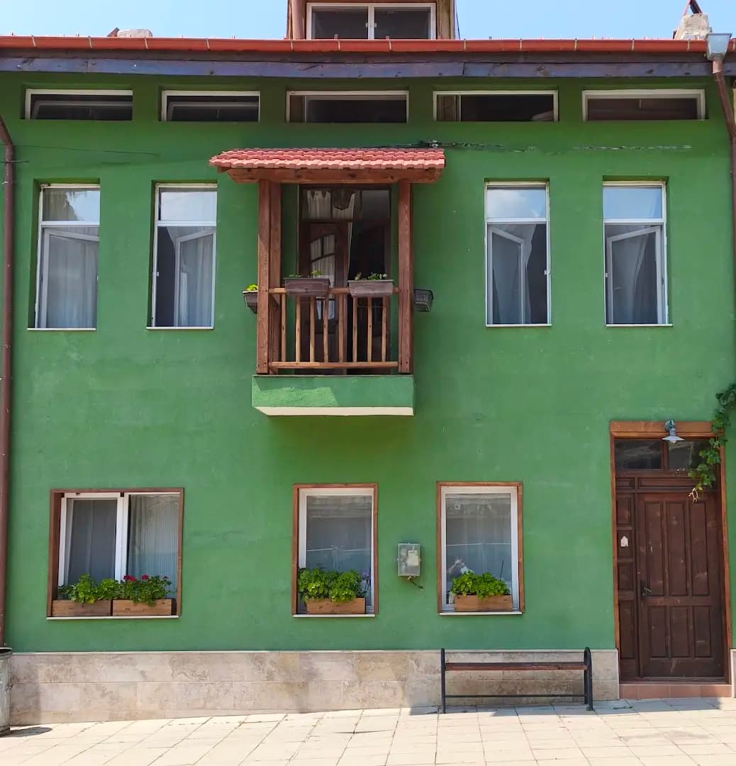 PORTALA Urban Lodge