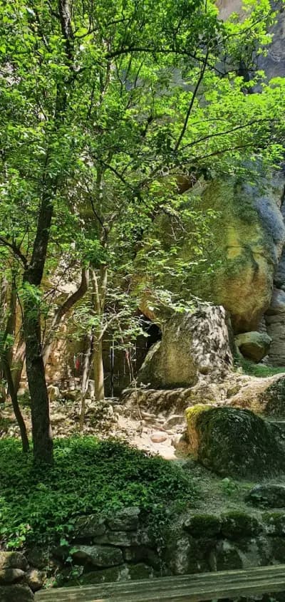 13. Голямата пещера