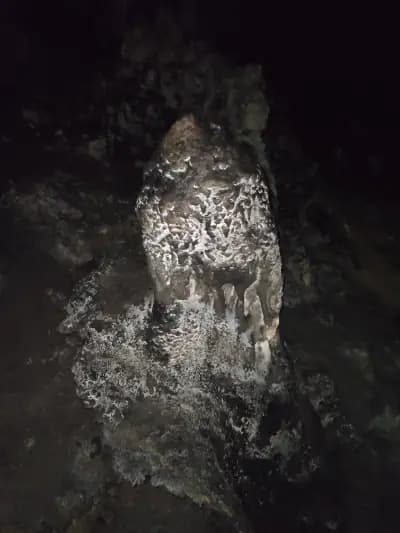 Челевешката пещера