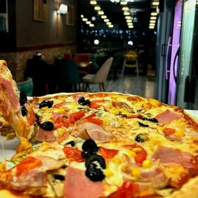 Pizza "Stick House" І Пицария І Ресторант І Момчилград