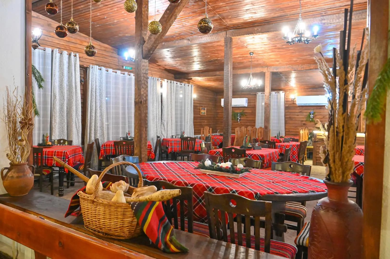 "BANSKO TAVERN/MEHANA BANSKO