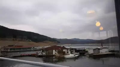 Плаващ ресторант и Бунгала Арабела
