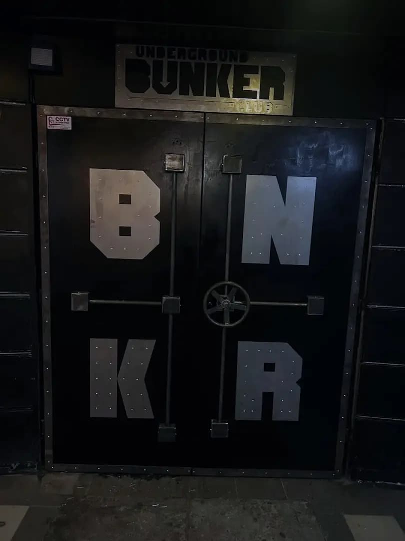 Bunker Club