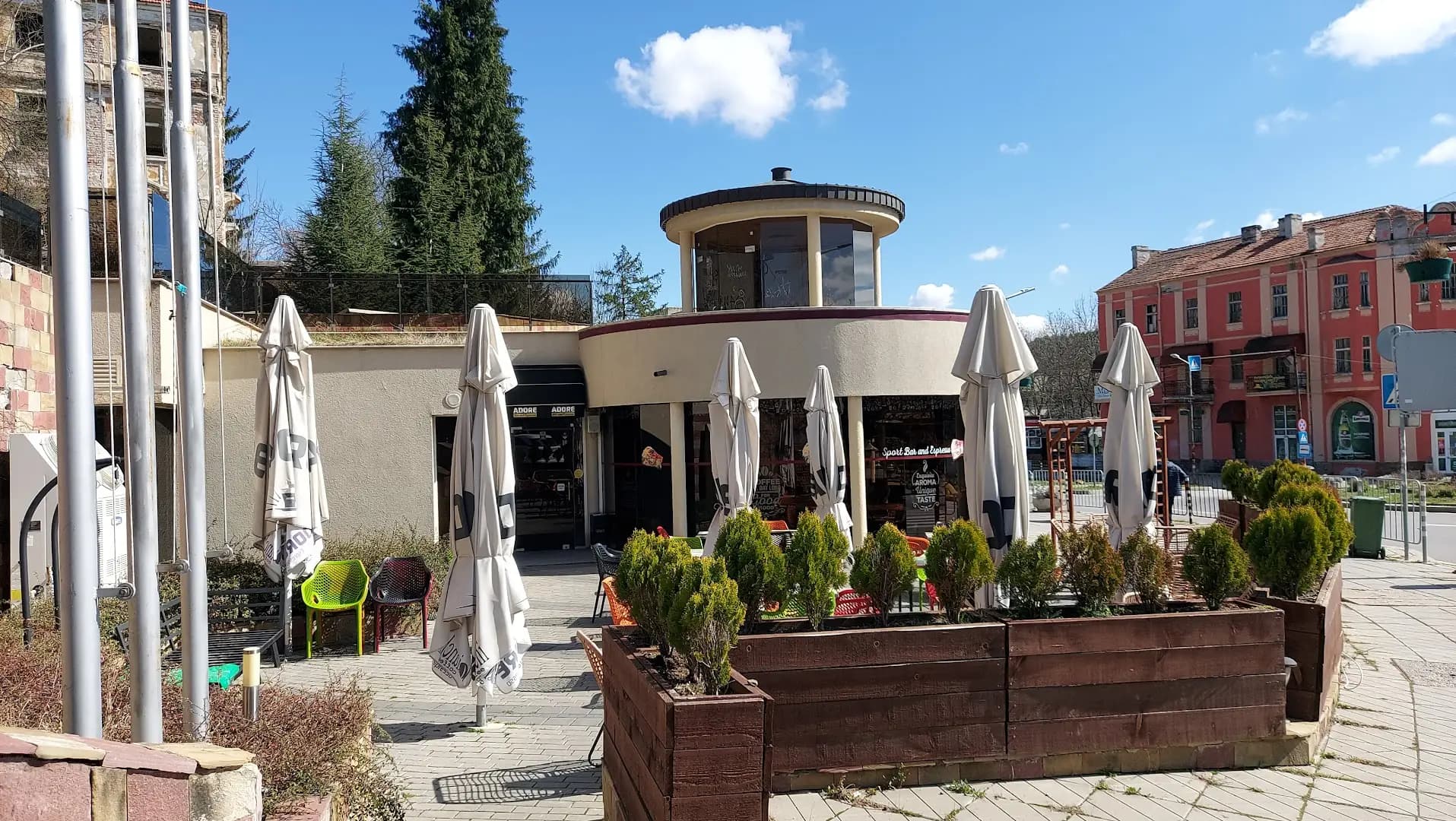 ADORE SPORT BAR - Пицария Банкя