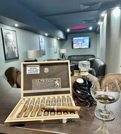 Don Fumador Cigar Lounge & Shop