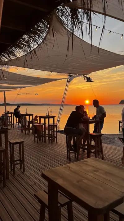 WakeBar