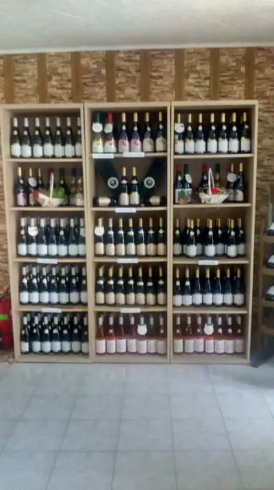 Винен магазин Бургозоне - Burgozone wine store